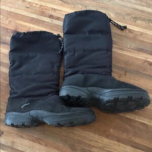 Men's Quechua Black Winter Boots Size 13